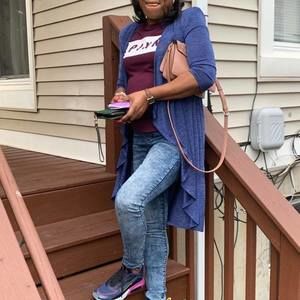 Meet your Posher, Marcia